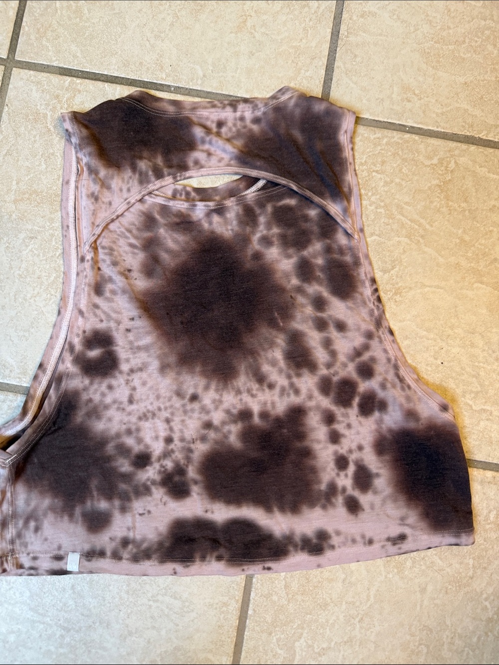 lululemon athletica Tie-Dye Cropped Tank Top - Brown & Pink - Picture 2 of 4